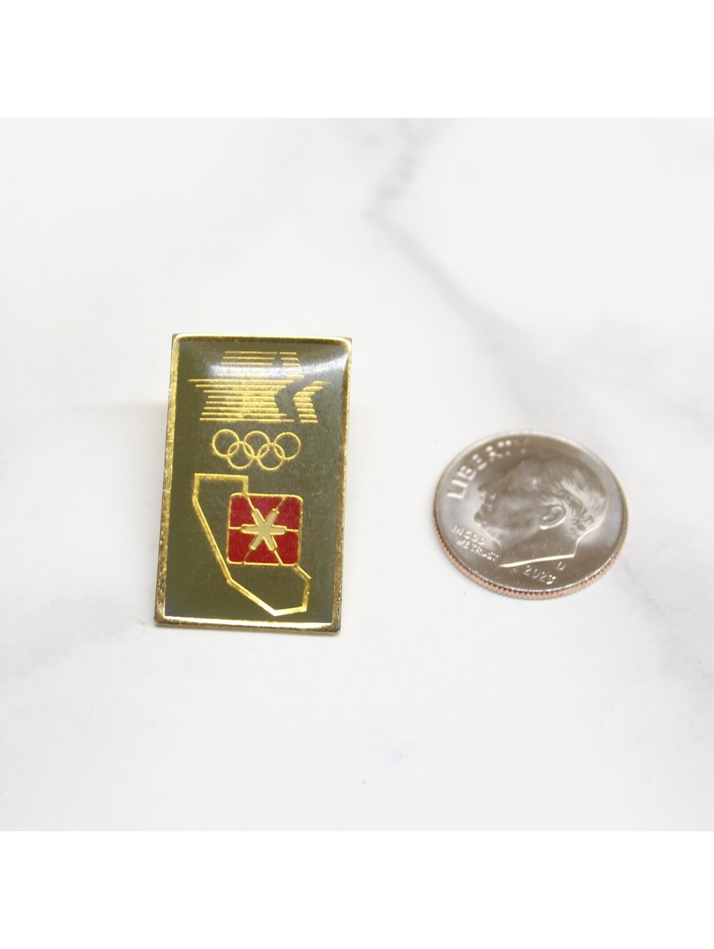 Vintage 1980 LA Olympic Committee Enamel Lapel Pin